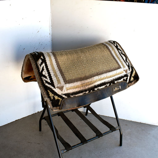Used Classic Equine ESP Saddle Pad Sale Barn Classic Equine