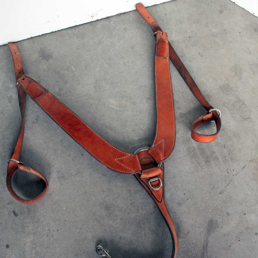 Barely Used Teskey's Pulling Collar Sale Barn Teskey's