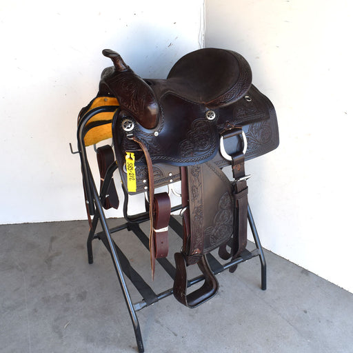 LIKE NEW 13.5" King Series Rider Saddle Sale Barn King Series