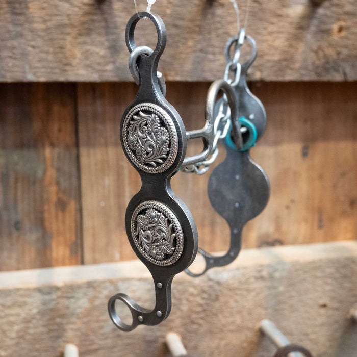 Petska Solid Port Swirl Conchos Bit