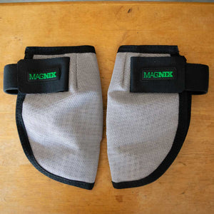 NEW Classic Equine MAGNTX Magnetic Knee Wrap Sale Barn MISC   