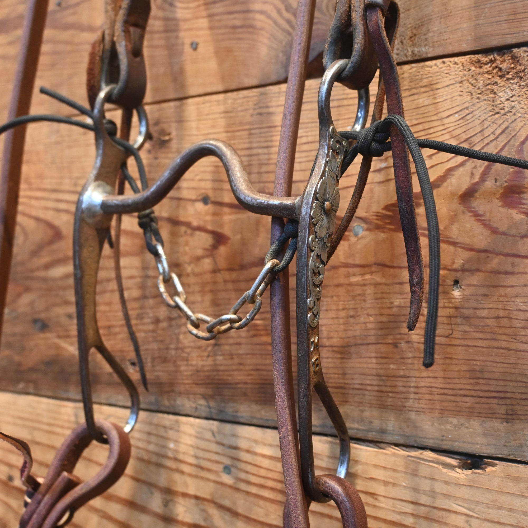 COTTON Solid Port with FOX Hardware Bridle Rig