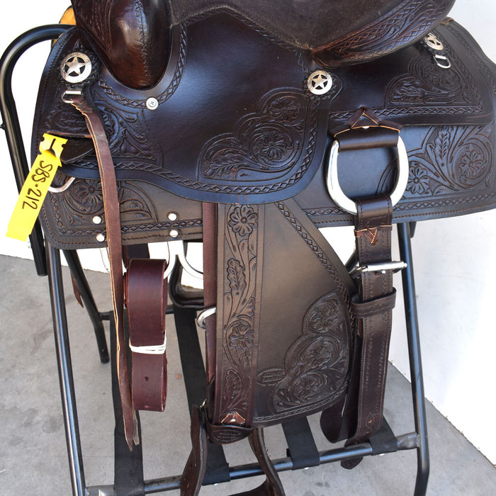 LIKE NEW 13.5" King Series Rider Saddle Sale Barn King Series