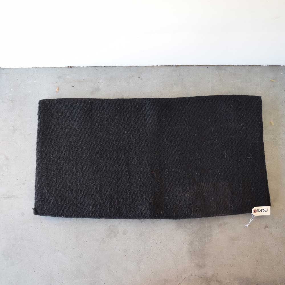 Lightly Used Black Saddle Blanket Sale Barn Teskeys   