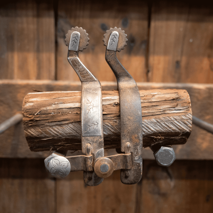 "R.A.G." 16pt. Spurs