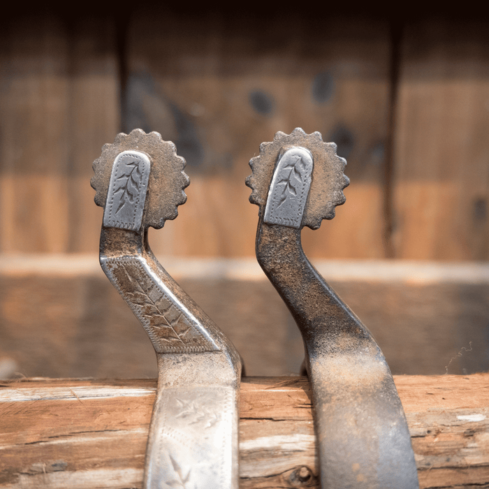 "R.A.G." 16pt. Spurs