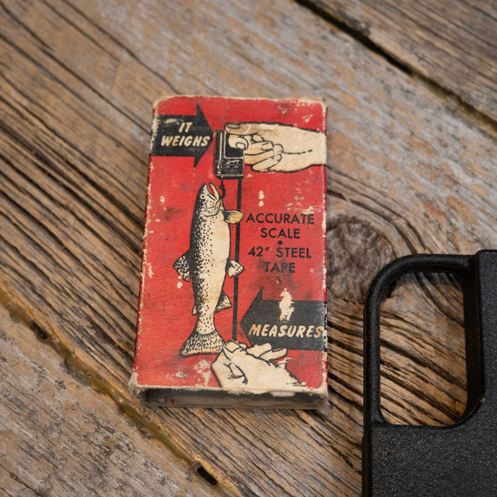 Vintage De-Liar Fisherman's Scale