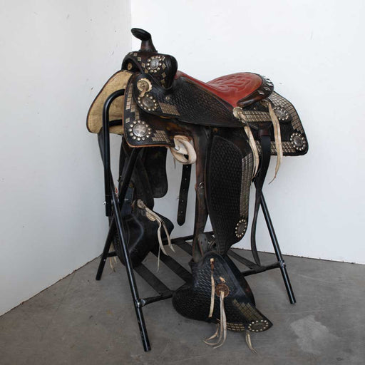 Used 15" Silver Parade Saddle Sale Barn MISC   