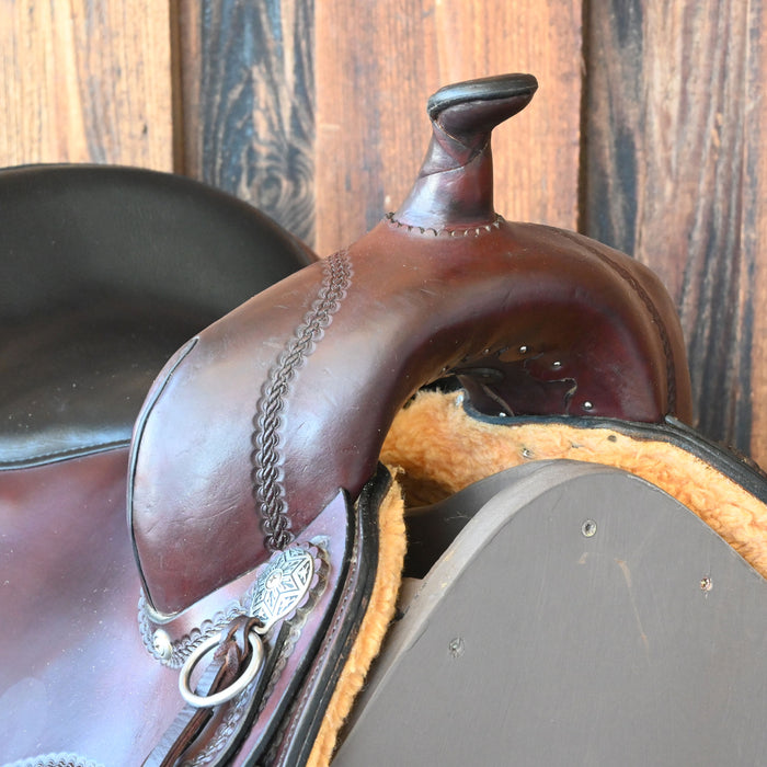 16" USED CIRCLE Y TRAIL SADDLE