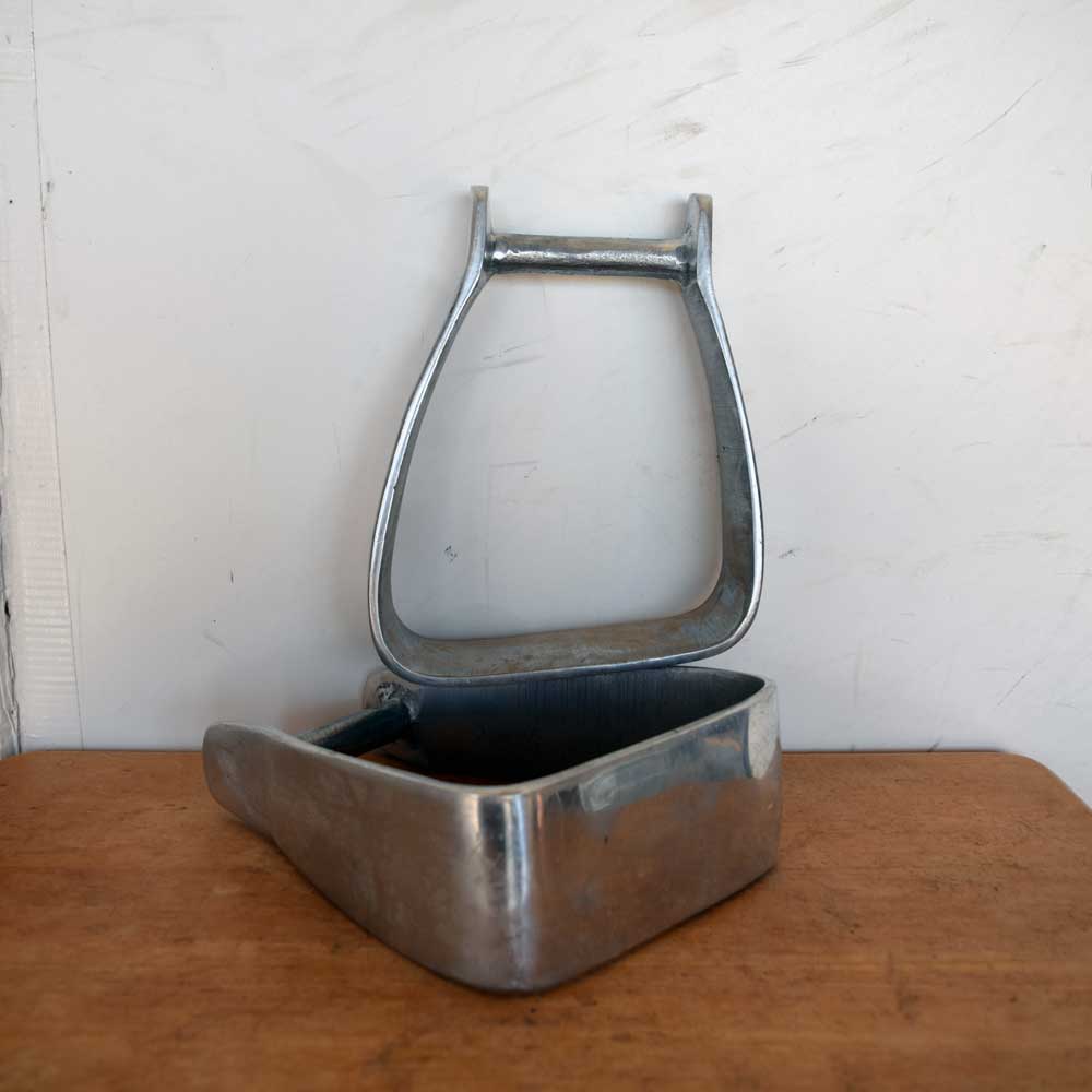 Used Aluminum Crooked Stirrups Sale Barn Teskeys   