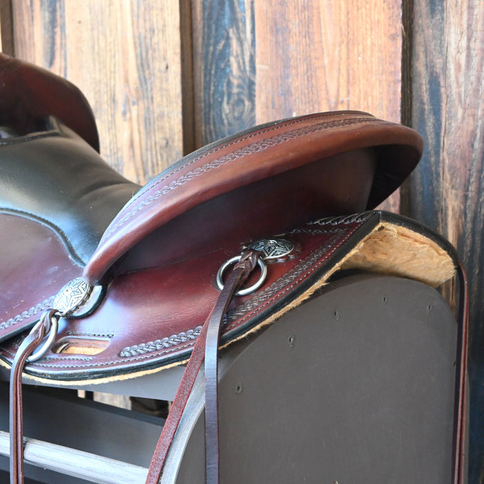 16" USED CIRCLE Y TRAIL SADDLE