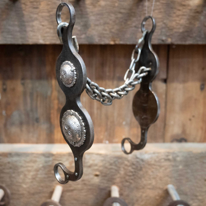 Used Petska Chain w/Silver Conchos