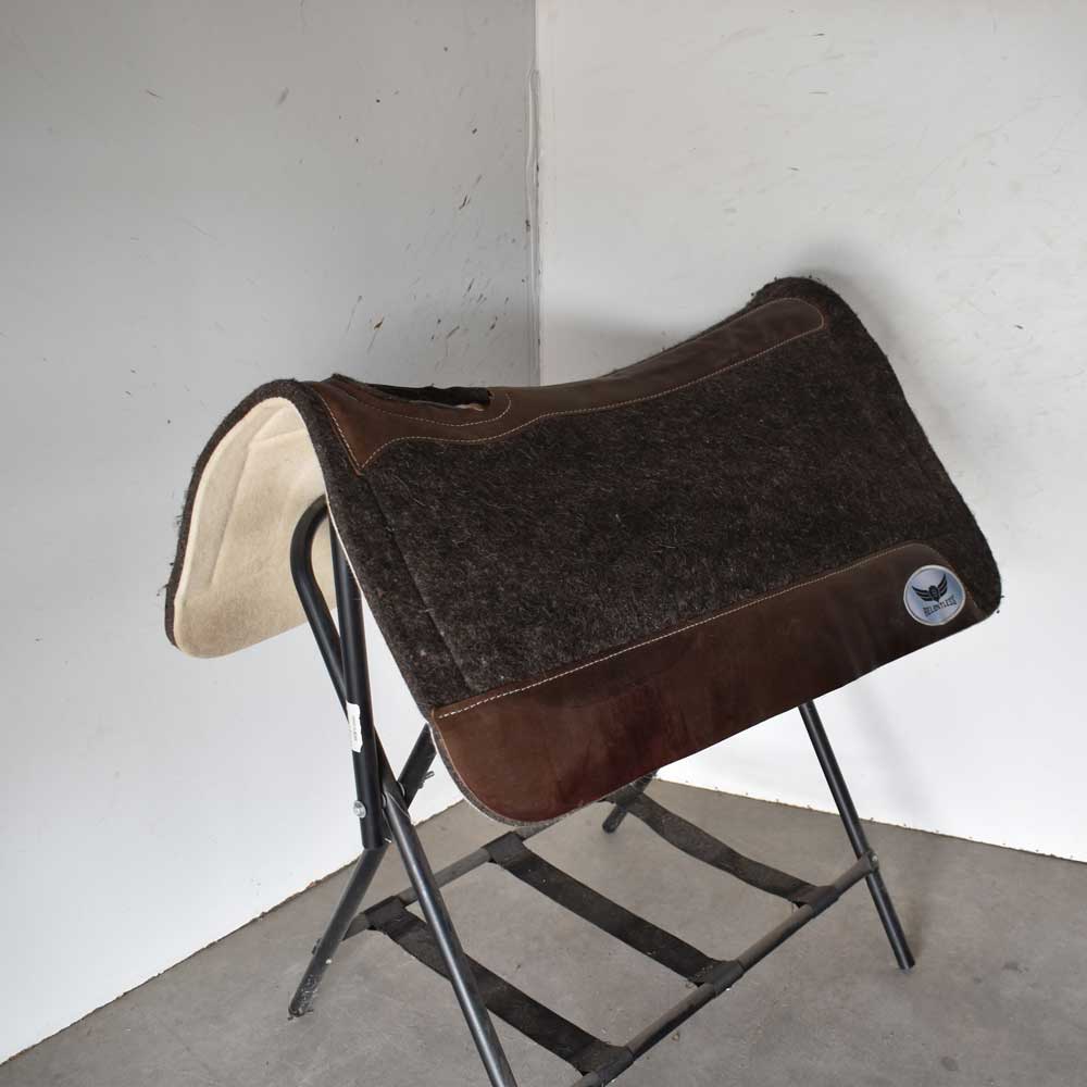 Lightly Used Relentless Saddle Pad Sale Barn RELENTLESS