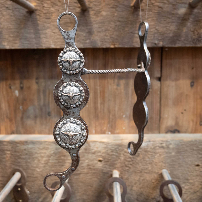 Used Petska Cabel w/Steer Conchos