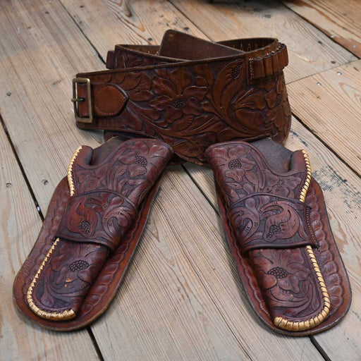 Double Gun and Ammo Holster Belt Collectibles MISC