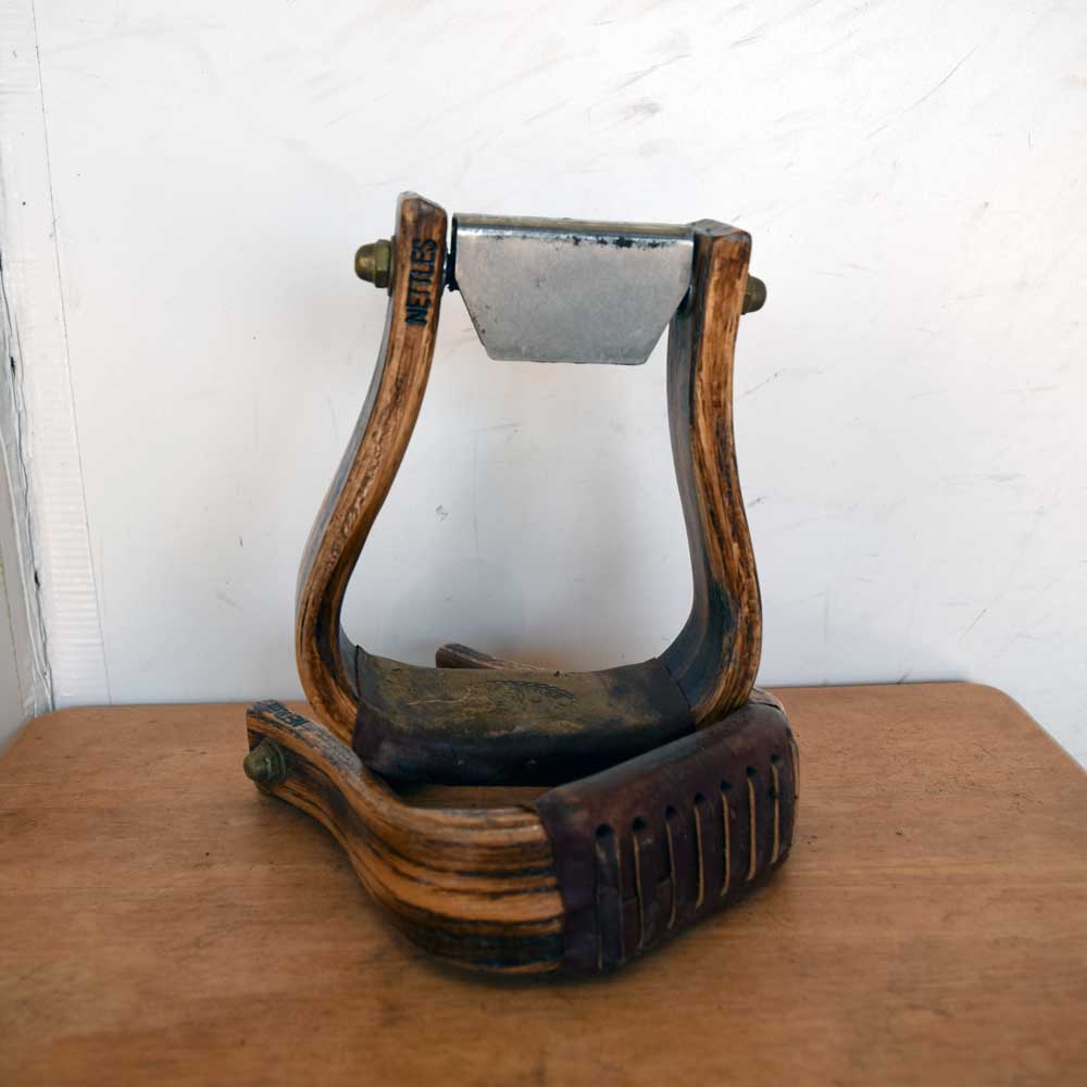 Used Nettles Wooden Stirrups with Levelers Sale Barn Teskeys   