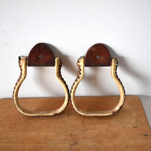 Used Rawhide Flat Bottom Oxbow Stirrups Sale Barn Teskey's