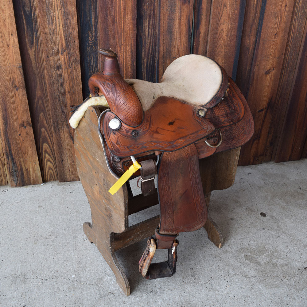 Used 16" Dry Rider Saddle Sale Barn Teskeys   