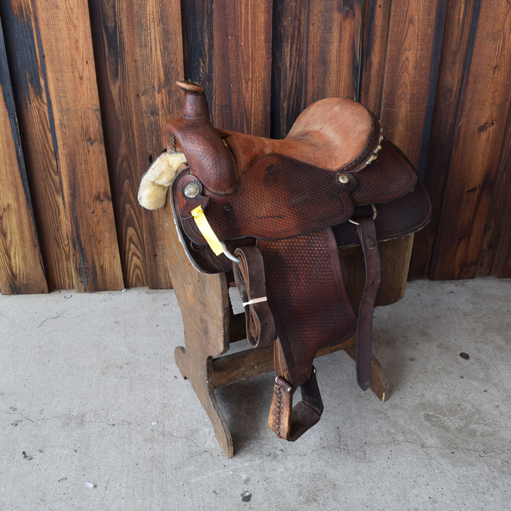 Used 15.5" Dry Decor Only Saddle Sale Barn Teskeys   