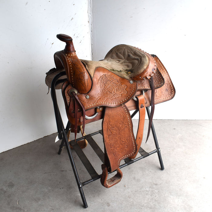 Used 14.5" Non-Rider Decor Only Saddle Sale Barn Teskey's
