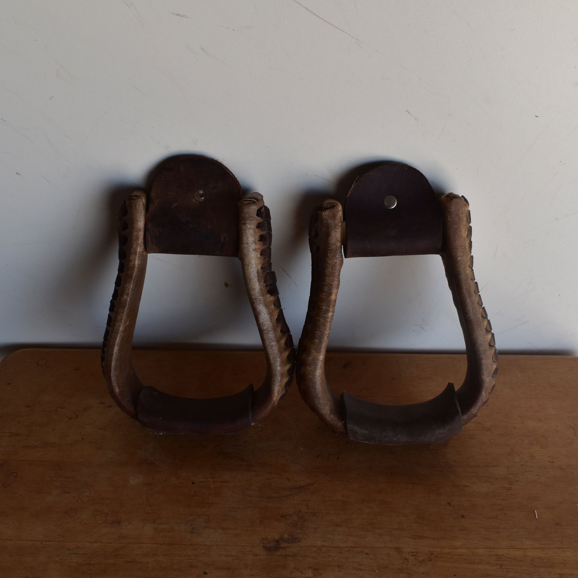 Used Youth Rawhide Stirrups Sale Barn Teskey's
