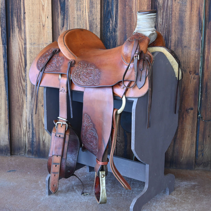 15.5" USED DELTA SADDLERY POST HORN SADDLE