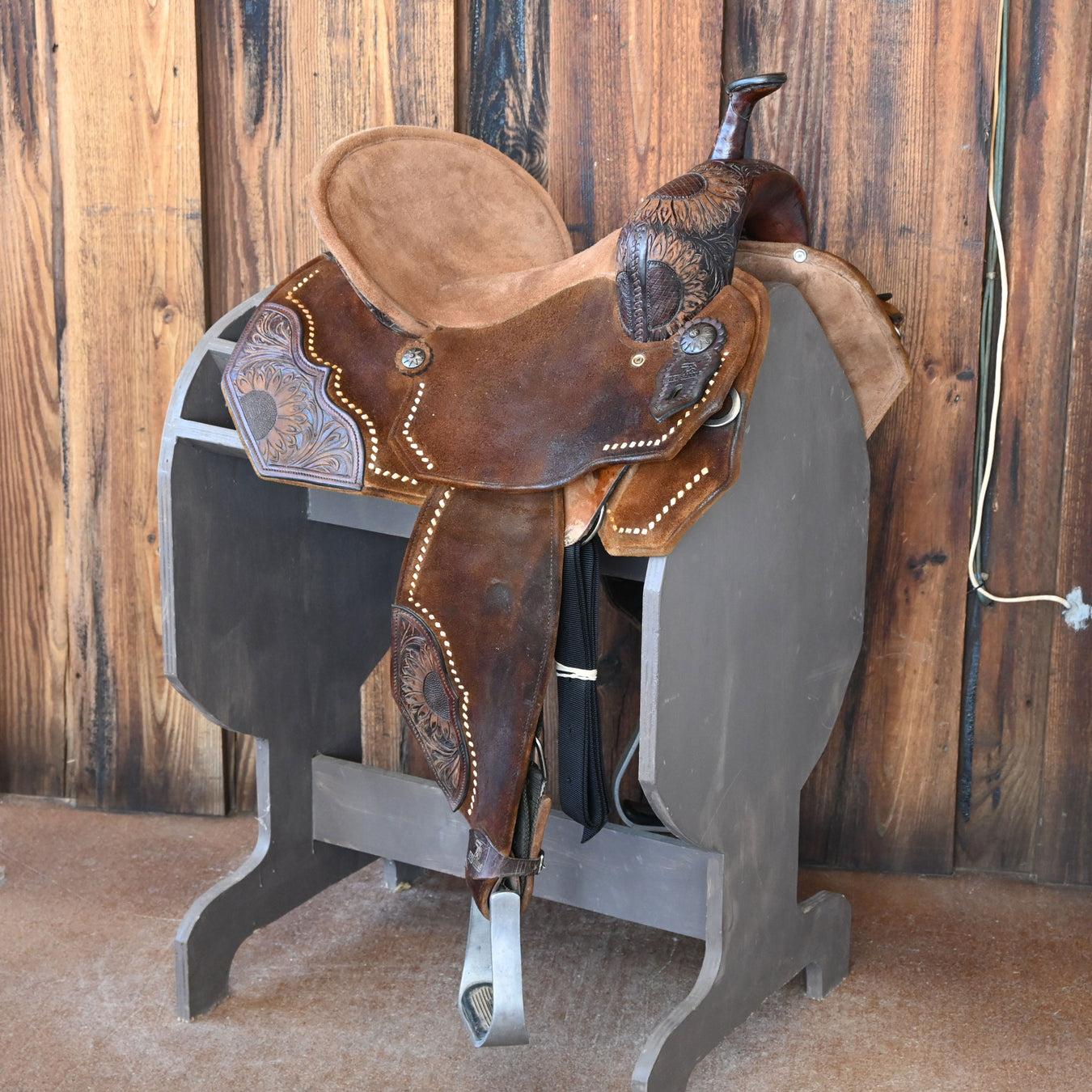 14" USED SEVEN BARREL SADDLE Saddles - Used Seven Saddle