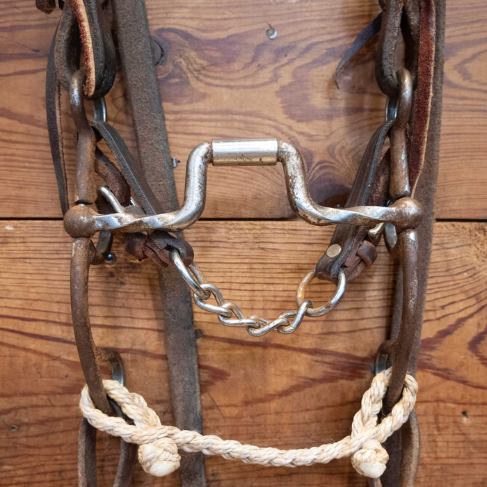 Caprock Twisted Wire Hinge Port Bridle Rig