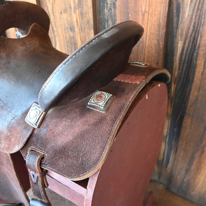 13.5" USED JEFF SMITH XTREME BARREL SADDLE Saddles - Used Jeff Smith