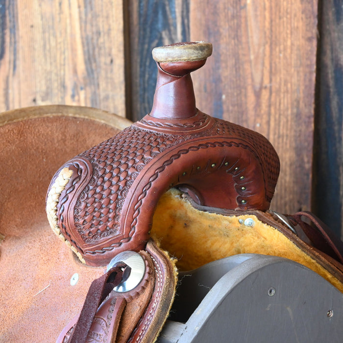 10" USED TESKEY'S JR RANCH ASSOCIATION SADDLE