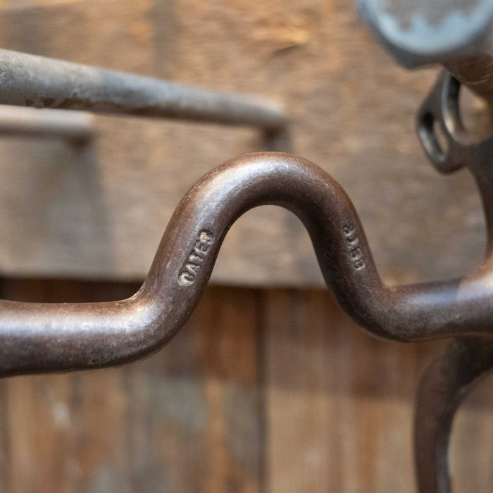 CATES #8168 Silver Mounted Solid Port 1867