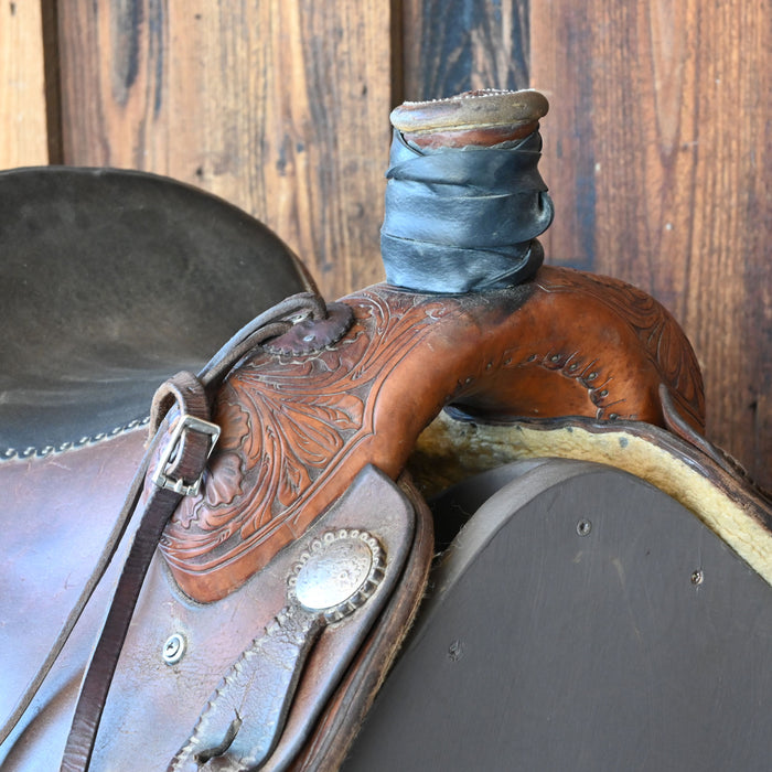 14" USED TEAM ROPING SADDLE