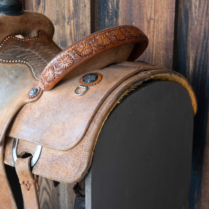 13" USED EQUI TECH TEAM ROPING SADDLE