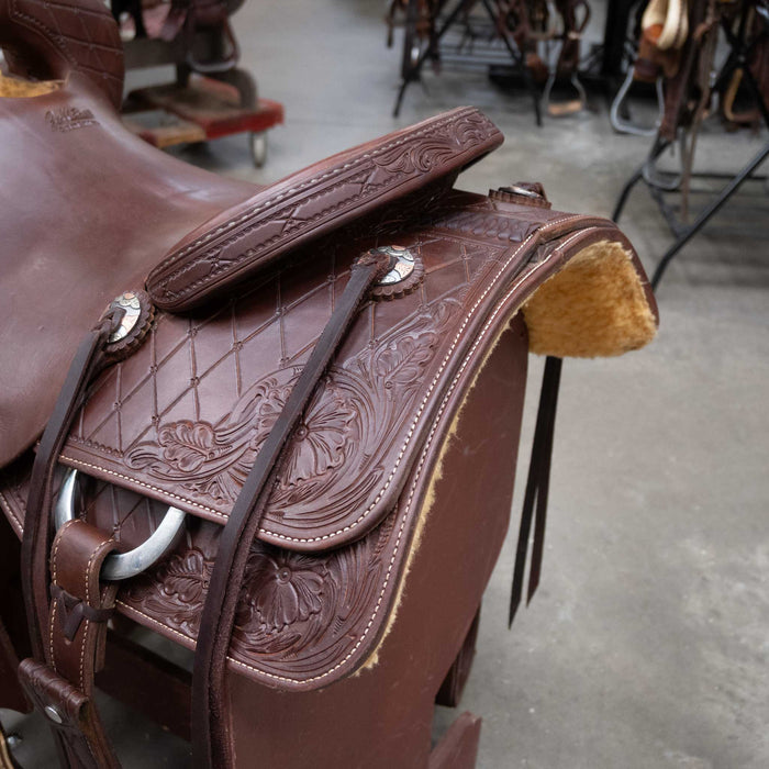 16.5" USED JEFF SMITH CUTTING SADDLE