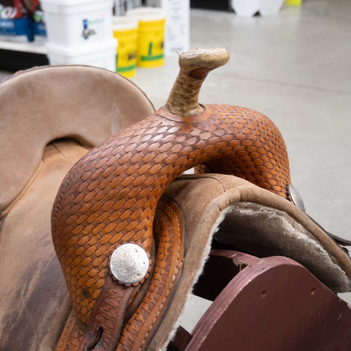 12" USED GENUINE SPORTS TREELESS BARREL SADDLE