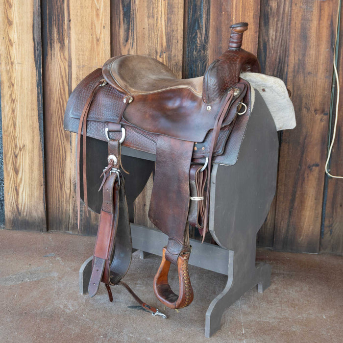 15.5" USED R.D LEWIS RANCH CUTTER SADDLE