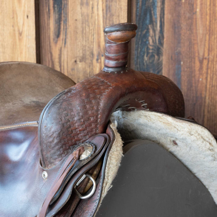 15.5" USED R.D LEWIS RANCH CUTTER SADDLE