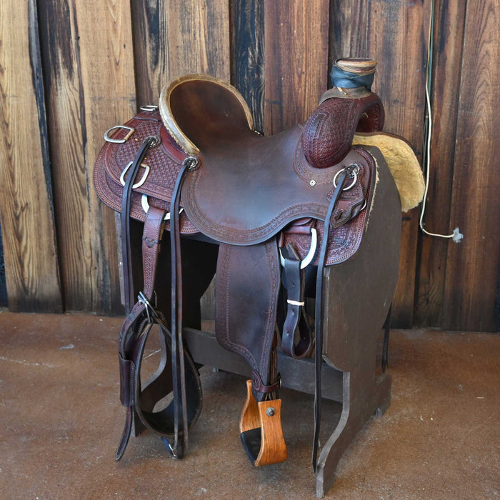 15.5" USED CRAZY W RANCH TACK POST HORN SADDLE