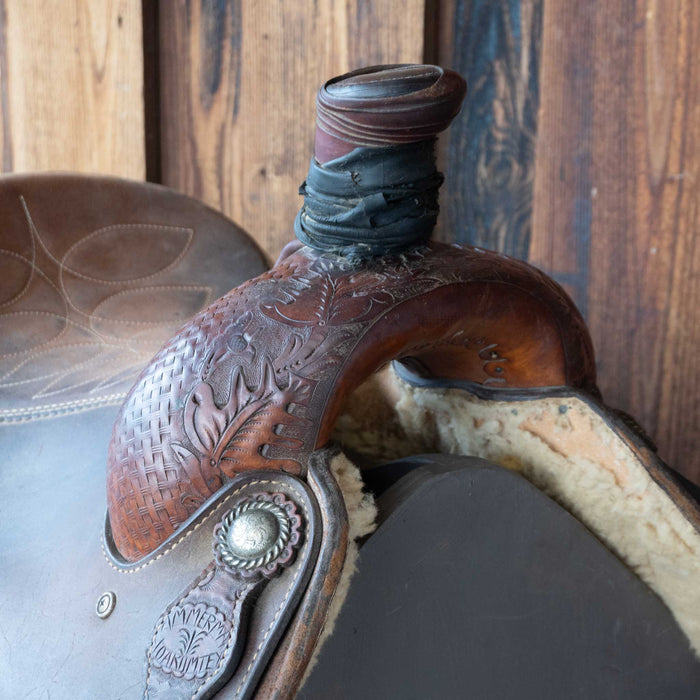 15" USED AMMERMAN TEAM ROPING SADDLE