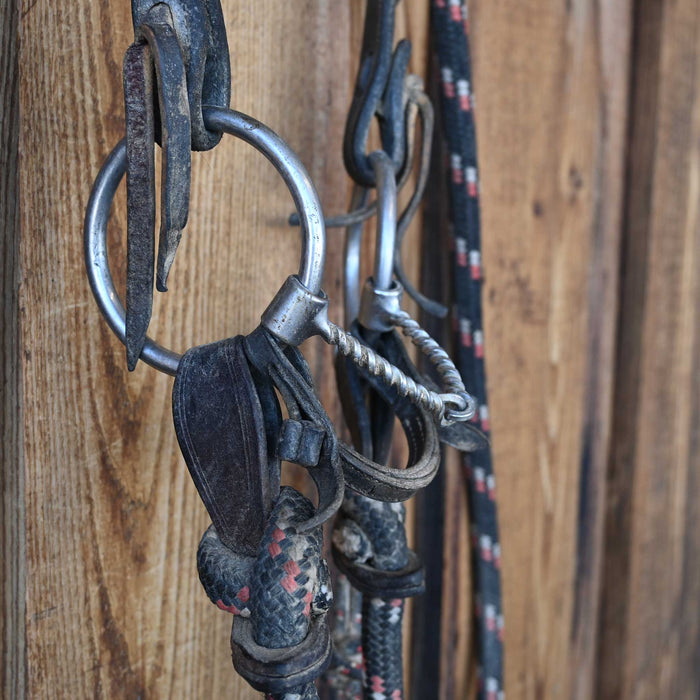 Maheu O-Ring Twisted Wire Snaffle Rig w/Single Ear Headstall