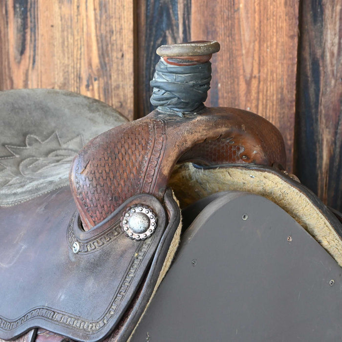 15" USED COURTS TEAM ROPING SADDLE
