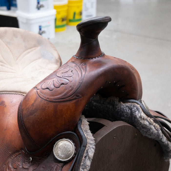 15" USED HEREFORD TRAIL SADDLE