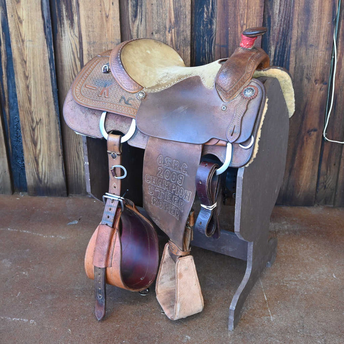 14.5" USED MARTY BYRD CALF ROPING SADDLE