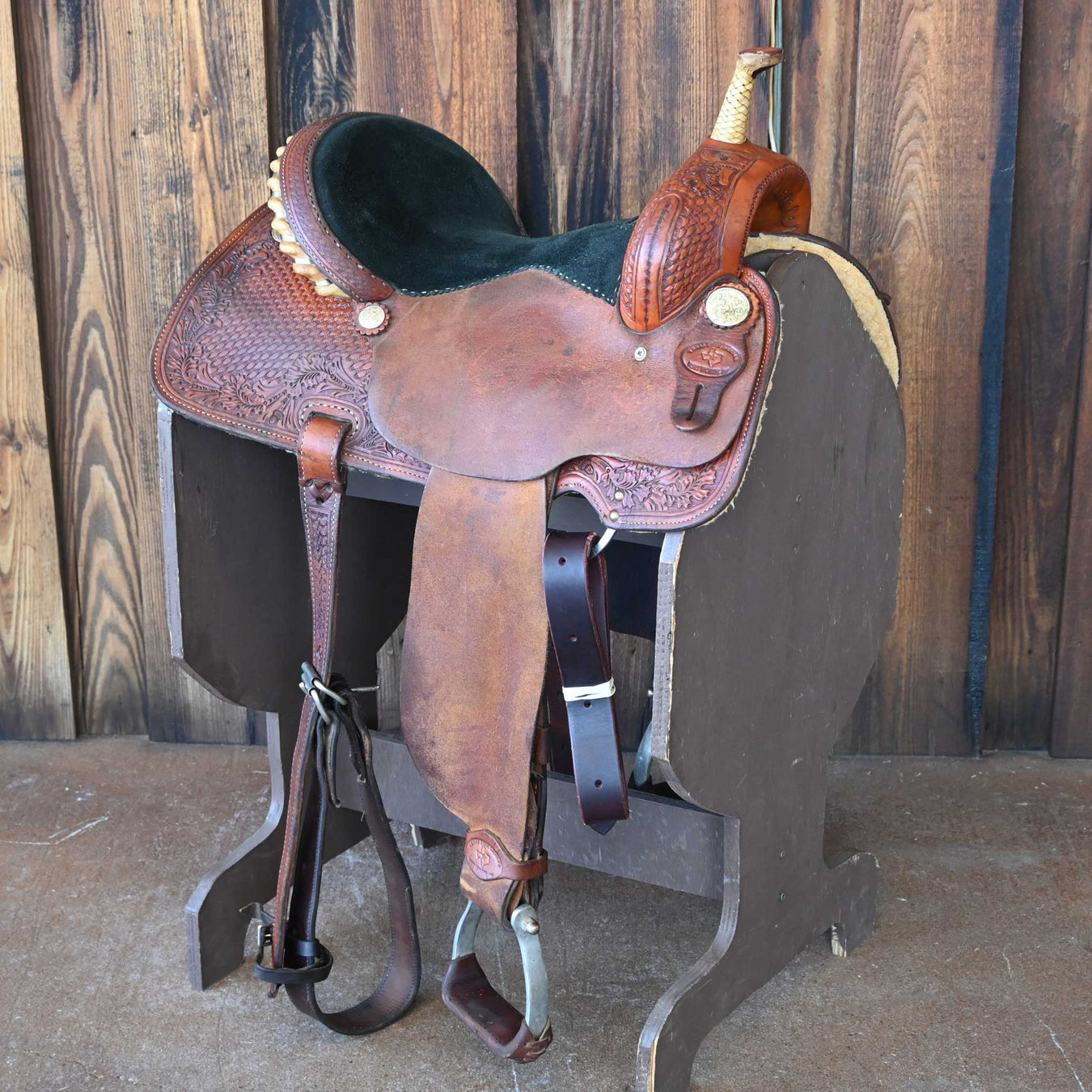 15" USED TEXAS STAR BARREL SADDLE Saddles - Used Texas Star Saddles