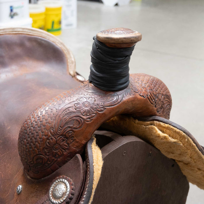 16" USED CORRIENTE TEAM ROPING SADDLE