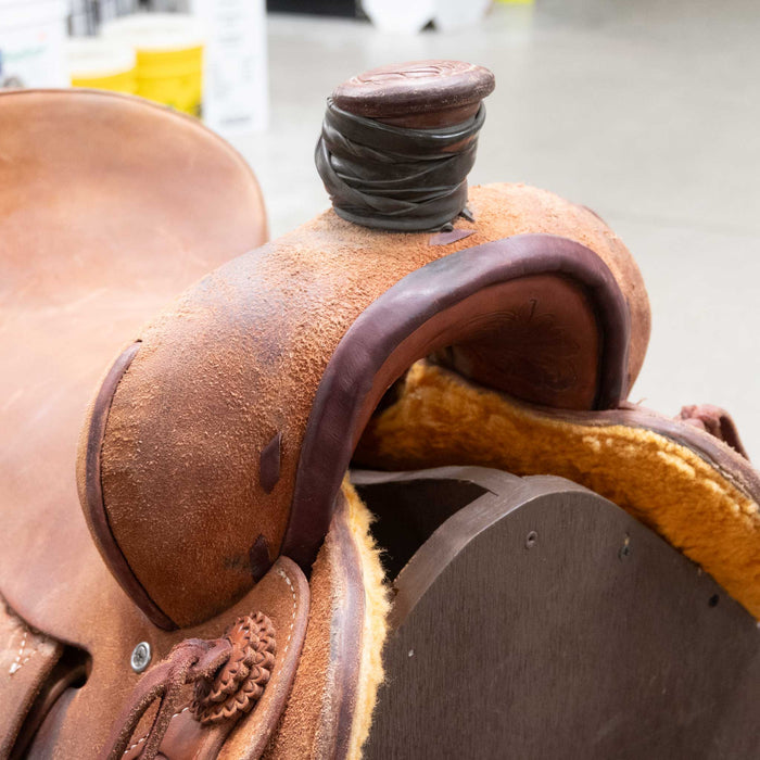 15.5" USED AUSTIN VALIMONT RANCH SADDLE