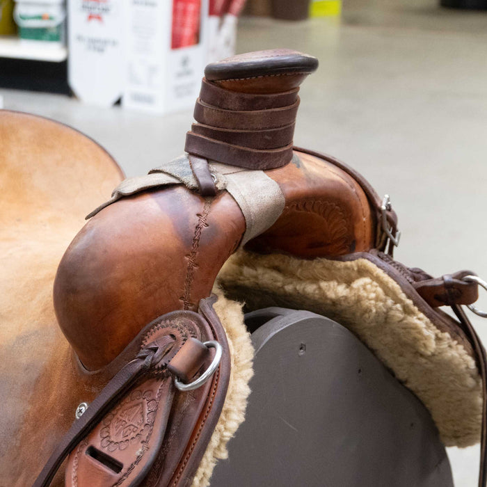 16" USED EARL TWIST POST HORN SADDLE