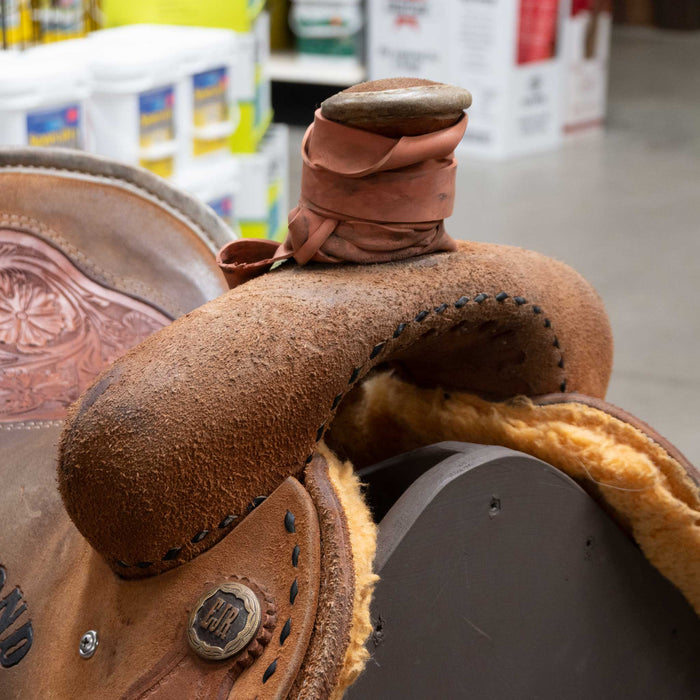 14" USED CORRIENTE TEAM ROPING SADDLE