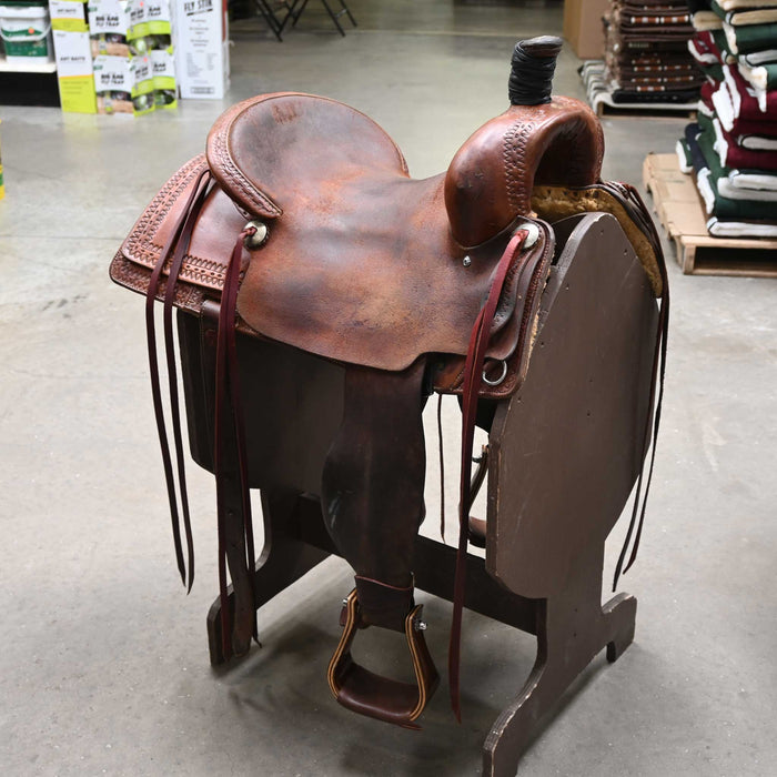 16.5" USED R. WAYLON RANCH CUTTER SADDLE