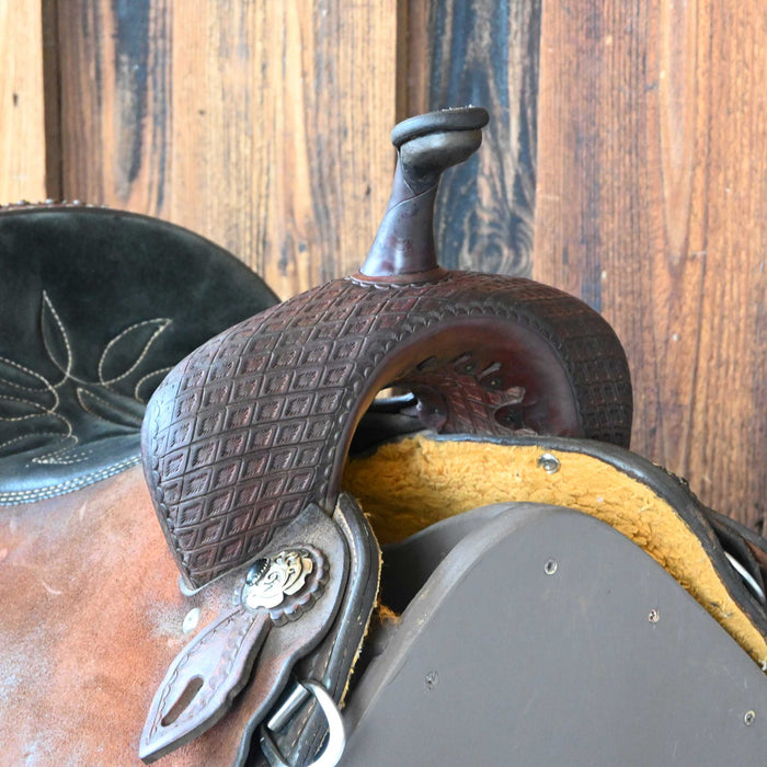 13" USED DOUBLE J PRO BARREL SADDLE